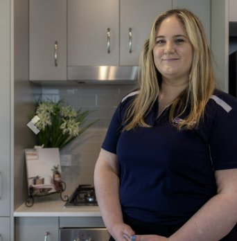 image of sales consultant